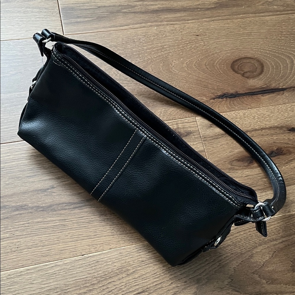 Fossil Relic Black Leather Handbag and Wallet - NWOT - Picture 2 of 13